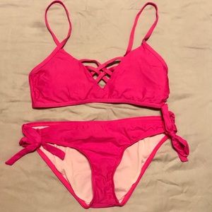 Gianni Bini pink bikini